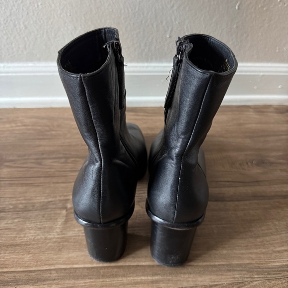 Women’s Portland Leather Goods Vero Patina Ankle Boot Size 11 black - Picture 3 of 11